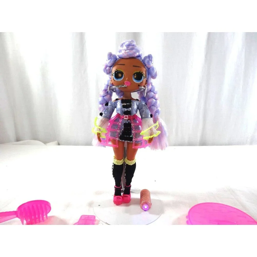 MGA LOL Surprise! OMG Dance Dance Dance Miss Royale Doll Purple Hair W/ Outfit a